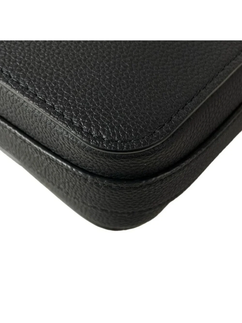 Louis Vuitton category shoulder